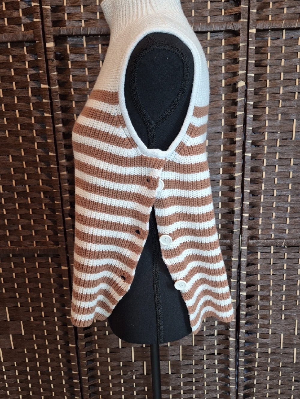 Design History Cream and Brown Striped Sleeveless Turtleneck Knit Vest - Picture 5 of 6